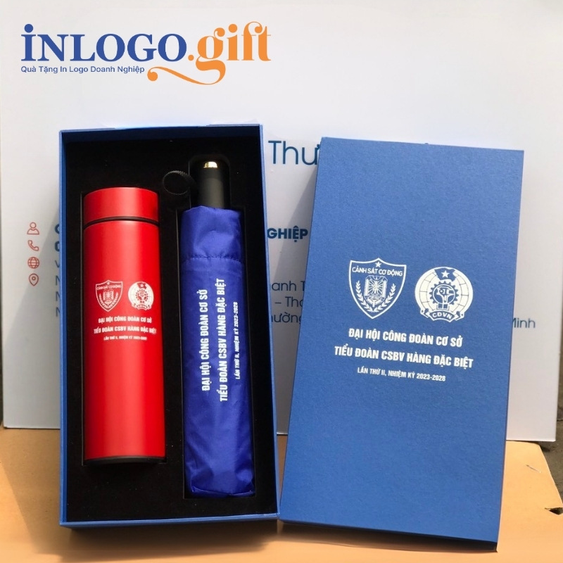 Bộ Giftset in logo gồm bình giữ nhiệt hiển thị và ô dù gấp 3 tự động 2 chiều
