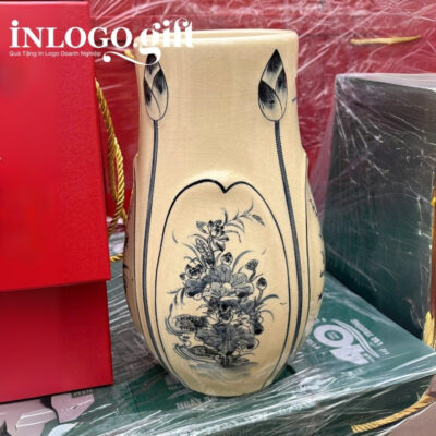 Lọ hoa in logo màu vàng hanh họa tiết hoa mai đen 27cm LH-01