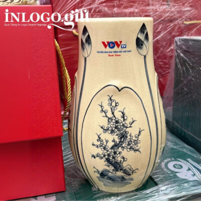 Lọ hoa in logo màu vàng hanh họa tiết hoa mai đen 27cm LH-01