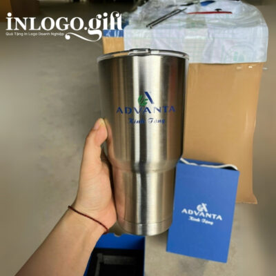 Ly giữ nhiệt in logo có ống hút dung tích 900ml