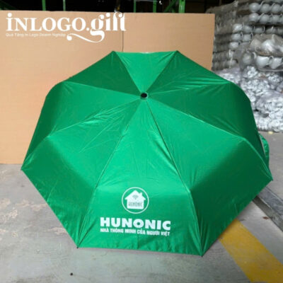 Ô dù in logo gấp 3 tự đẩy nút bấm nhựa vải pongee tráng keo đen màu xanh lá 96cm OD-03