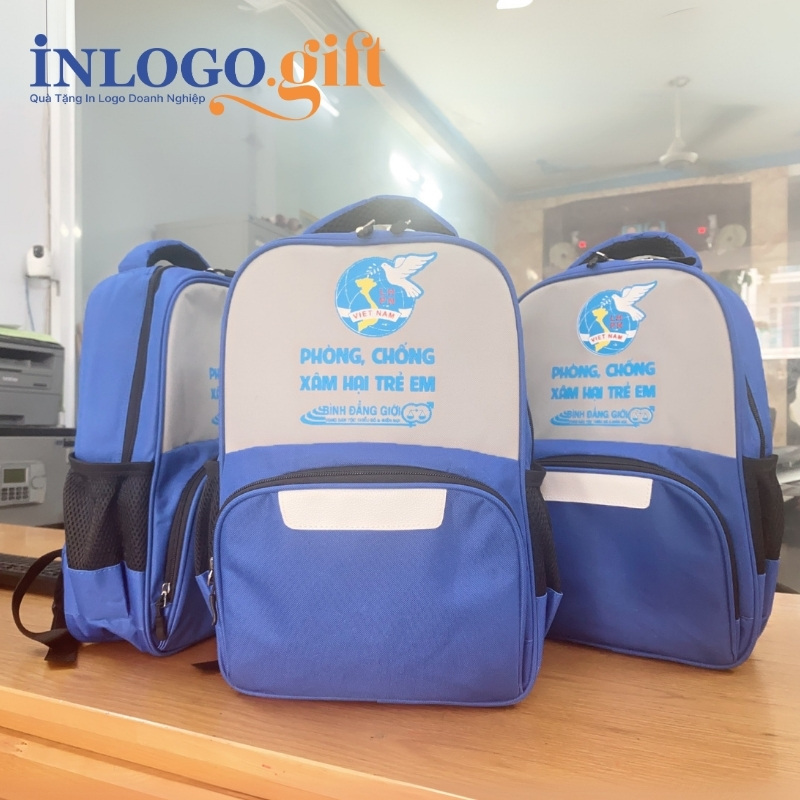Balo in logo vải dù màu xanh dương và xám 35x23x10cm