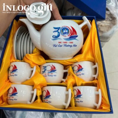 Bộ ấm chén in logo dáng bưởi cành họa tiết hoa sen hồng 500ml AC-14