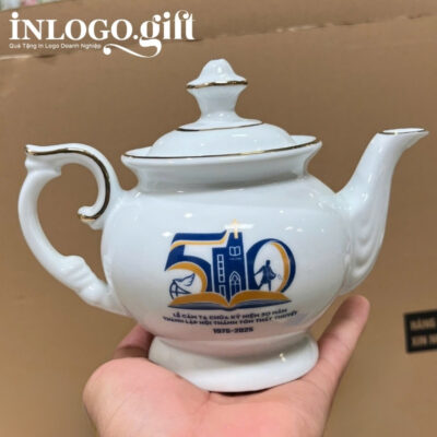 Bộ ấm chén in logo dáng thần đèn màu trắng 650ml AC-13