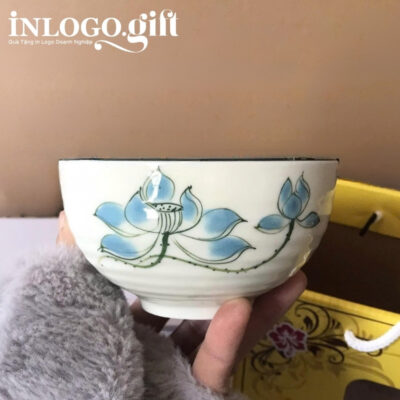 Bộ bát cơm in logo 6 món màu trắng họa tiết vẽ tay hoa sen xanh BBC-06