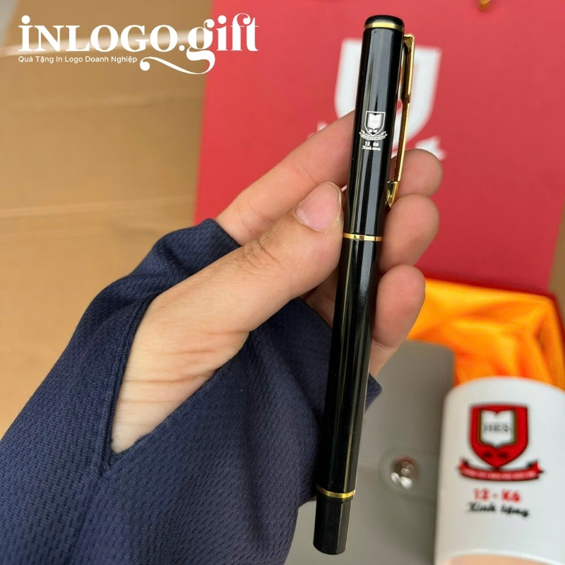 Bộ giftset in logo gồm bình giữ nhiệt, sổ da, ly sứ và bút ký BGS-36
