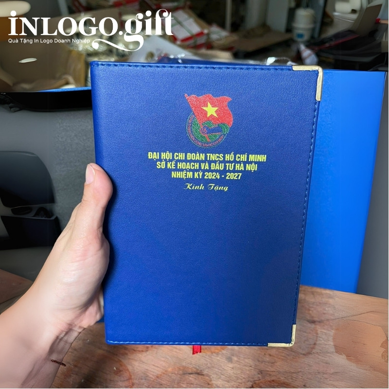 Bộ giftset in logo gồm bình giữ nhiệt, sổ da và bút ký BGS-33