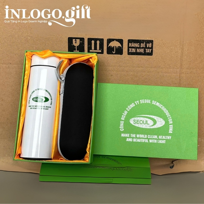 Bộ giftset in logo gồm bình giữ nhiệt và ô dù gấp 5 tự đẩy BGS-30