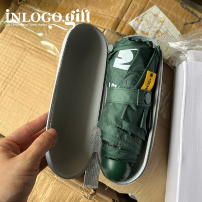 Bộ giftset in logo gồm bình giữ nhiệt và ô dù gấp 5 tự đẩy BGS-30