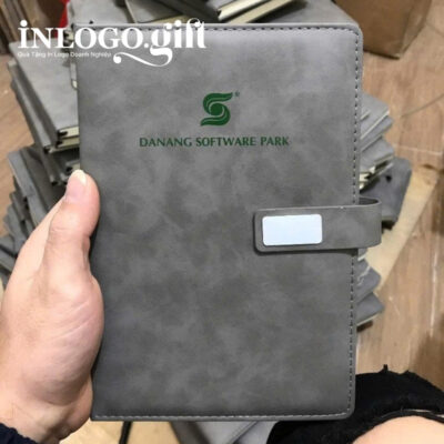 Bộ giftset in logo sổ da dán gáy và bút kí