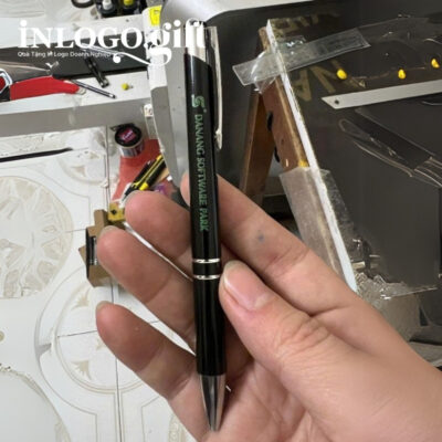Bộ giftset in logo sổ da dán gáy và bút kí