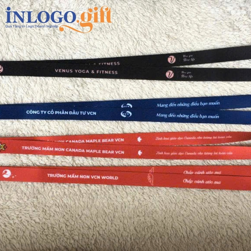 Dây đeo thẻ in logo móc giọt nước 3 màu 1x45cm DĐT-02