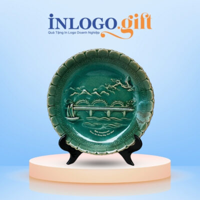 Đĩa biểu trưng in logo kèm đế gỗ phi 25 màu xanh lá ĐBT-04
