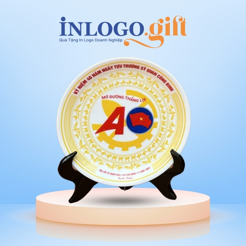 Đĩa biểu trưng in logo màu trắng họa tiết trống đồng Đông Sơn phi 18cm ĐBT-07