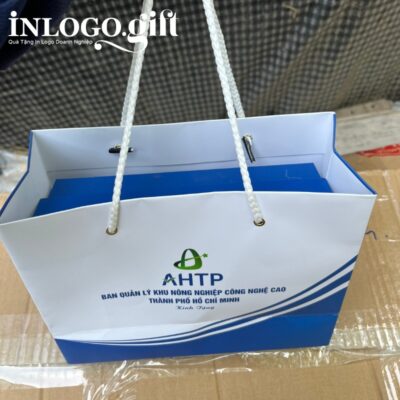 Đồng hồ để bàn in logo pha lê số 20 14x18cm DHB-03