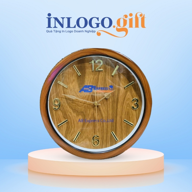 Đồng hồ treo tường in logo nắp chai màu gỗ số cọc 35cm DHT-06