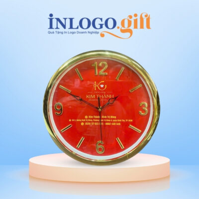 Đồng hồ treo tường in logo tròn xi vàng màu đỏ số cọc 35cm DHT-04
