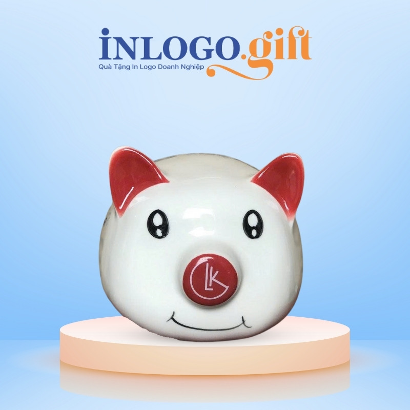 Heo đất in logo màu trắng tai hồng kích thước 14x15x19cm HĐ-07