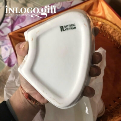 Khay mứt in logo 5 cánh hoa đào màu trắng