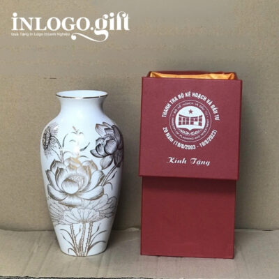 Lọ hoa in logo dáng cổ rụt họa tiết hoa sen viền vàng kim 27cm