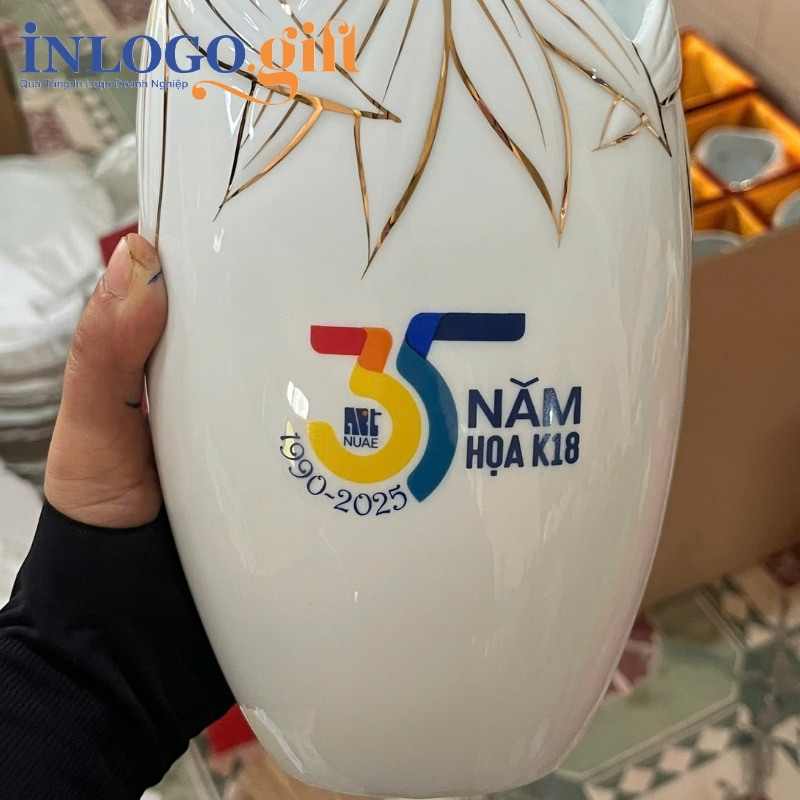 Lọ hoa in logo dáng miệng cá khoét men trắng 30cm LH-16