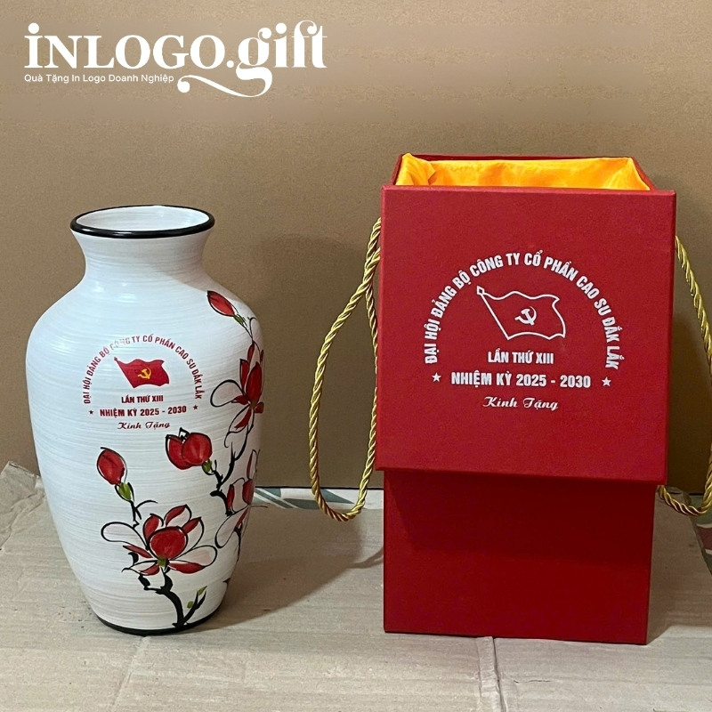 Lọ hoa in logo men xước họa tiết hoa đỏ màu trắng 27cm LH-15