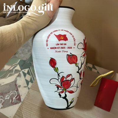 Lọ hoa in logo men xước họa tiết hoa đỏ màu trắng 27cm LH-15