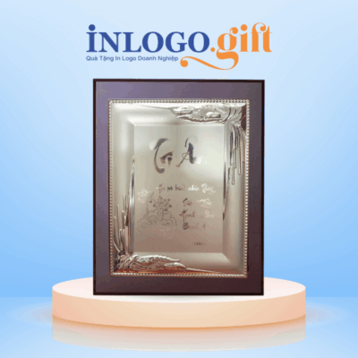 Bảng vinh danh in logo khung gỗ chữ Tri Ân 12x17cm BVD-01