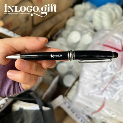 Bút ký in logo xoáy khoen cài màu bạc đen 14cm BK-05