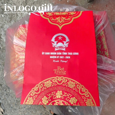 Đồng hồ để bàn in logo thương hiệu Kashi 16x21cm DHB-05