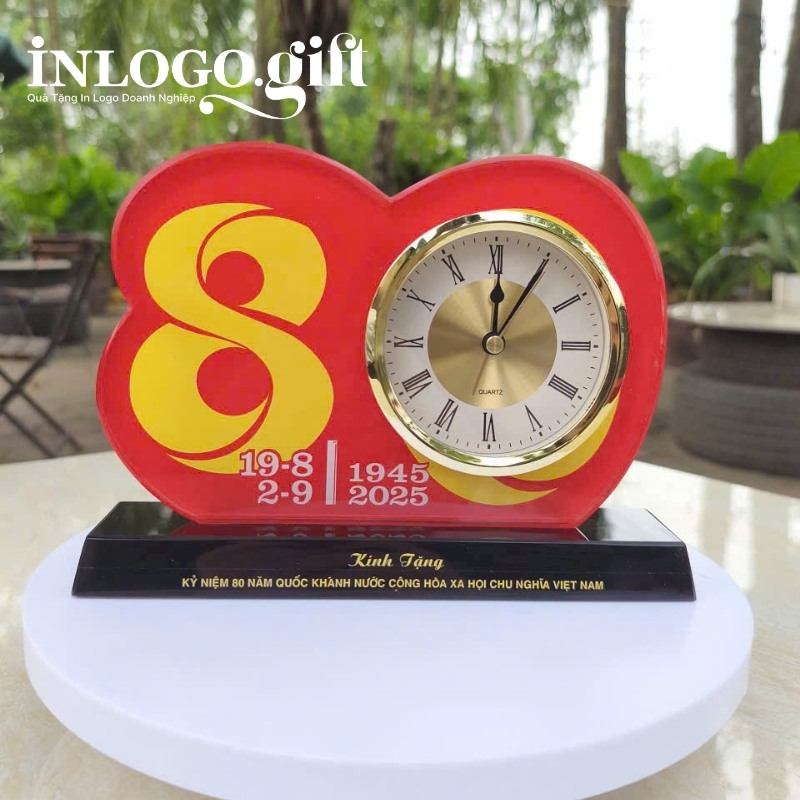 Đồng hồ để bàn quà tặng Đại hội in logo pha lê DHB-14
