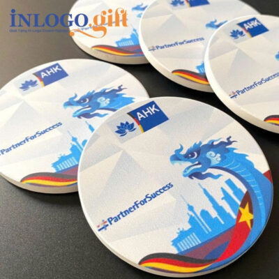 Lót ly in logo gốm sứ hình tròn 9cm LL-02