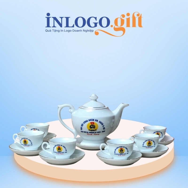 Bộ ấm chén quà tặng Đại hội in logo dáng thần đèn 650ml AC-27
