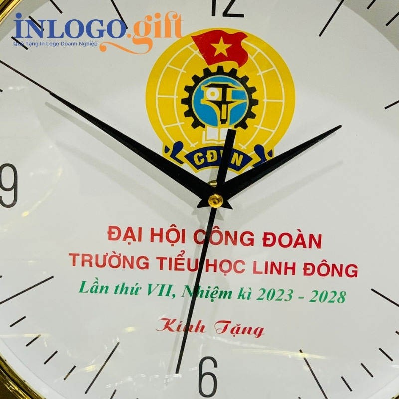 In logo lên đồng hồ treo tường quà tặng Đại hội số in ĐHT-14