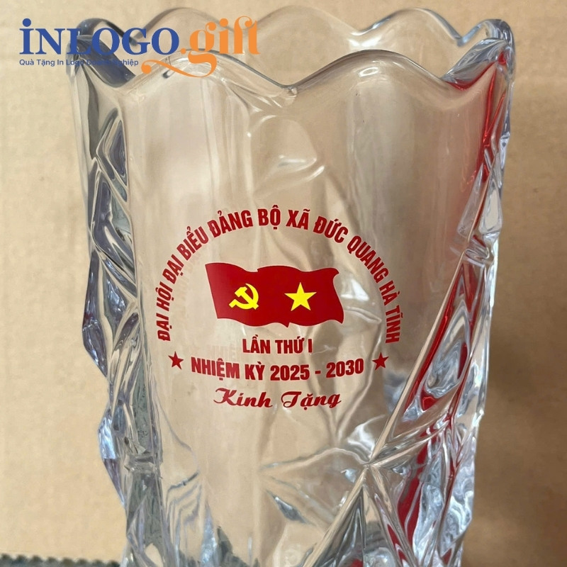 Lọ hoa nhiệt quà tặng Đại hội in logo dáng ly miệng loe 30cm LH-04