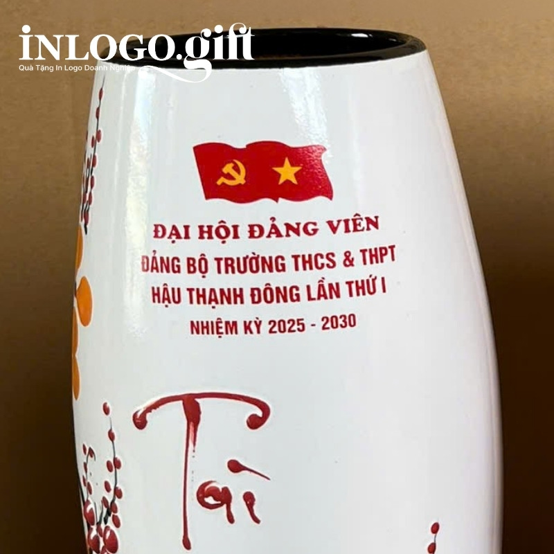 Quà tặng Đại Hội in logo bình hoa dáng bom hoa đào LH-19