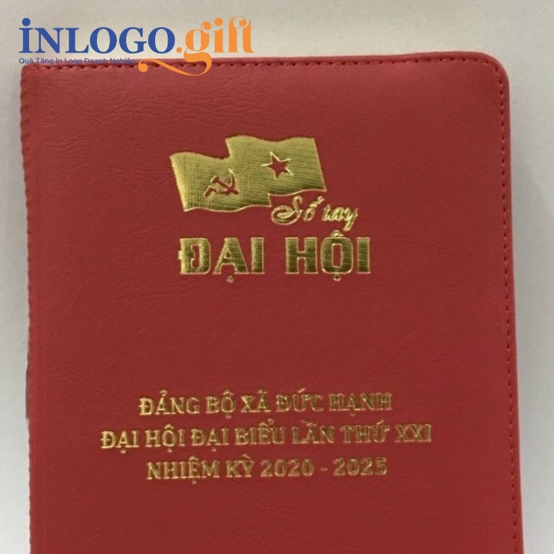 Quà tặng Đại Hội in logo sổ da dán gáy màu đỏ SD-06