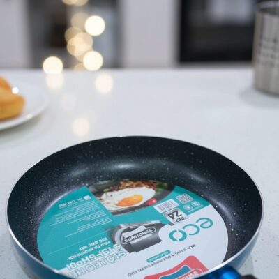 Chảo in logo thương hiệu Sunhouse làm quà tặng 20/10