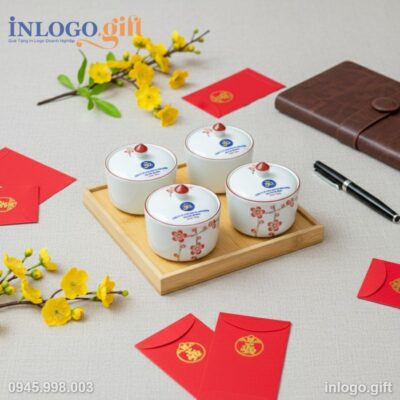 Bộ 4 Hũ Mứt In Logo Bát Tràng Hoa Đào - Quà Tặng Tết Sang Trọng