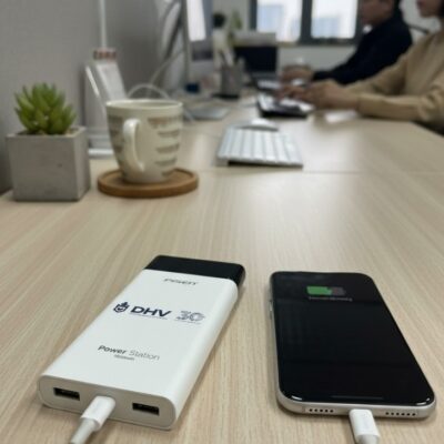 Sạc dự phòng Pisen 10500mAh in logo, quà tặng doanh nghiệp