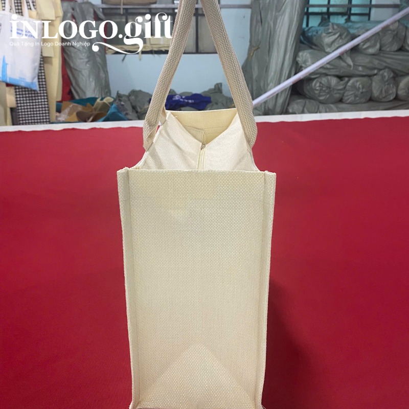 tui-coi-in-logo-co-quai-bop-tron-mau-trang-xam (3)